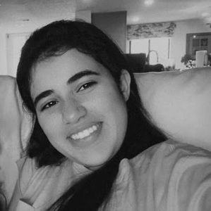 Meet your Posher, Mouna